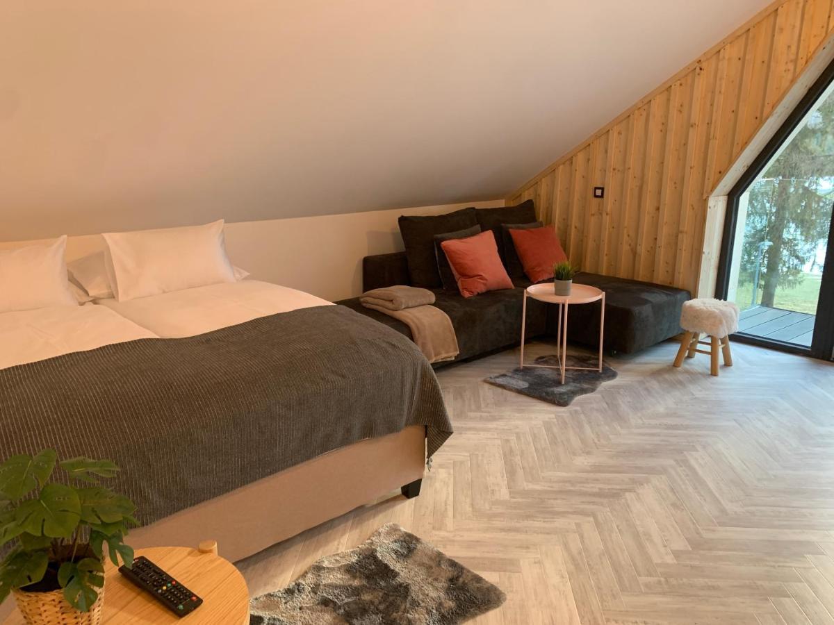 Pine Tree Holiday House Gozd Martuljek Buitenkant foto